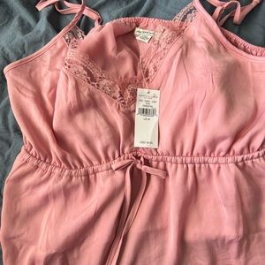 Pink lace trim American eagle tank top